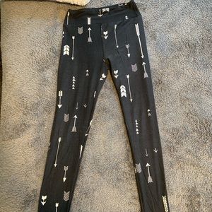 LulaRoe arrow leggings